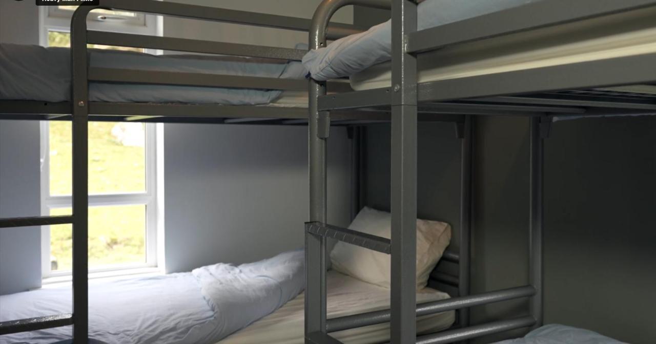 Ben Lettery Hostel 밸리나힌치 외부 사진